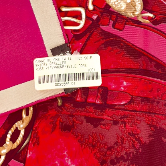 NWT Hermes Scarf Carré 90 “Brides Rebelles” in Rose/Prune/Beige - Picture 4 of 8